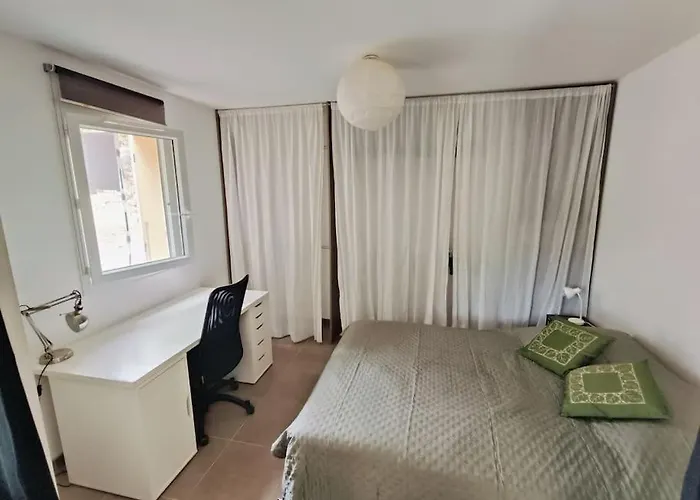 Maison En *